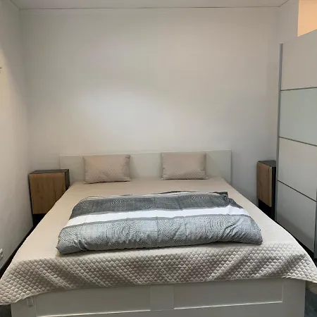 Schlafzimmer Nr1 Heidingsfeld * ヴュルツブルク