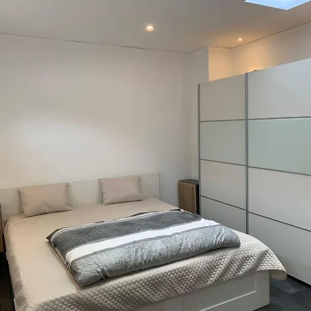 펜션 Schlafzimmer Nr1 Heidingsfeld 뷔르츠부르크